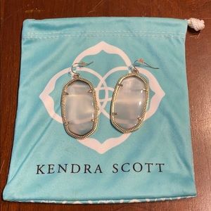 kendra scott danielle earrings